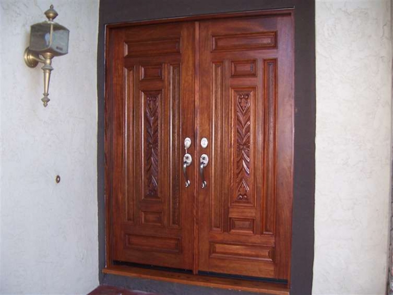 Примеры дверей на объектах